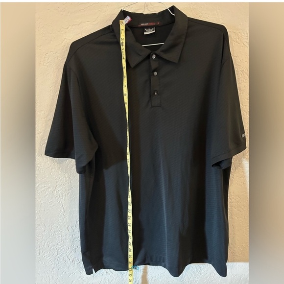 Tiger Woods black polo dri fit size XL - Picture 5 of 6